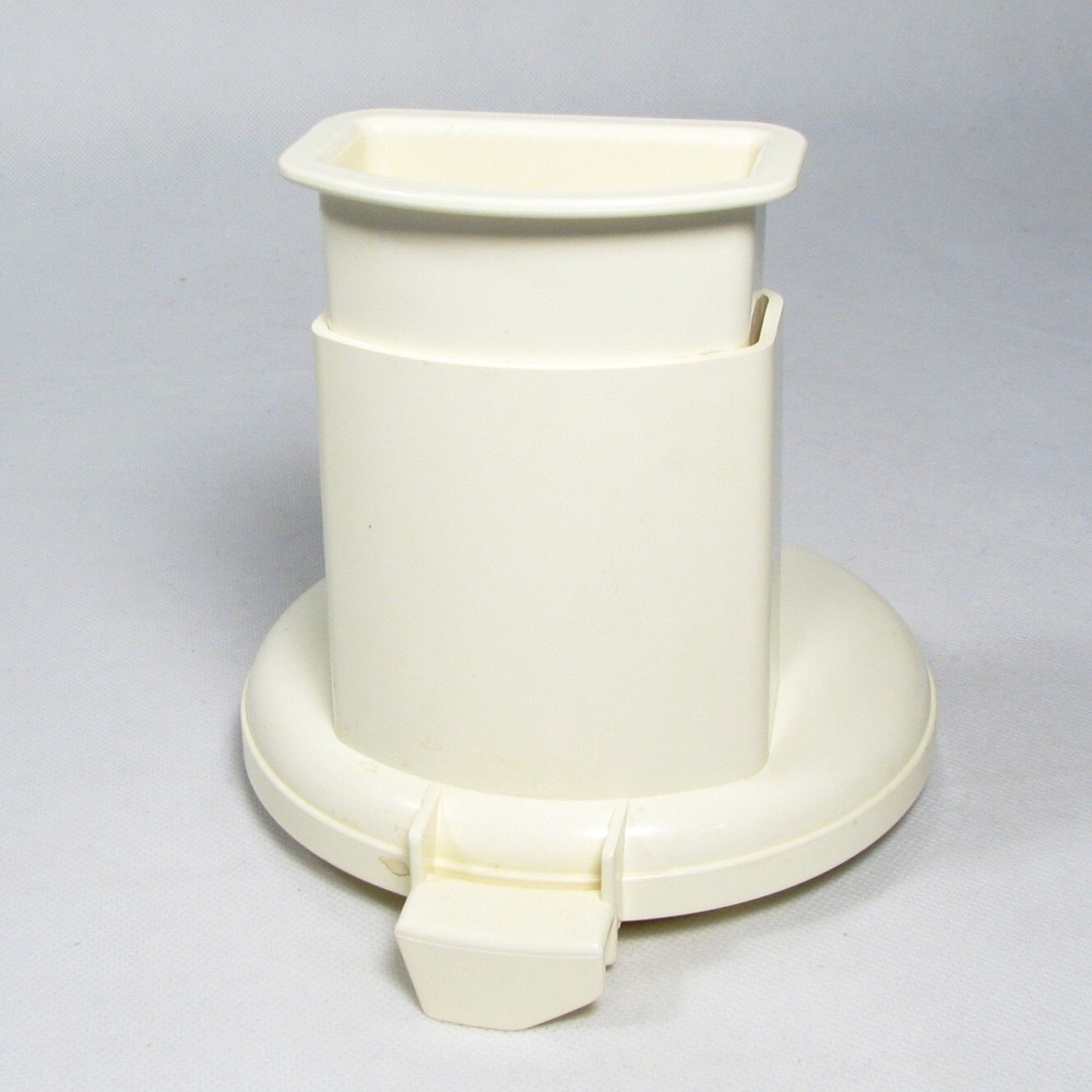 Sunbeam Model 14181 Oskar Food Processor Replacement Part Lid & Pusher EUC