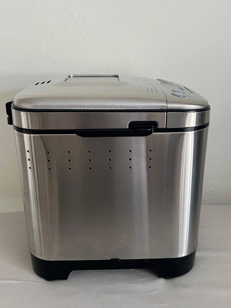 Cuisinart CBK-110 Automatic Bread Maker Compact Stainless Steel 12 Programs