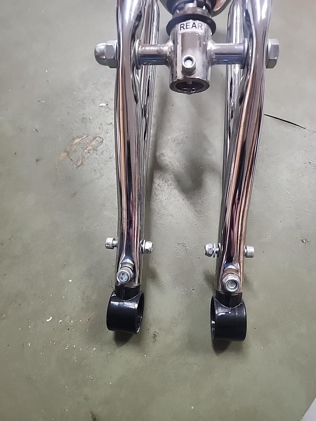 SCHWINN LIL STINGRAY TRICYCLE CHROME SPRINGER FRONT FORK HARD TO FIND NICE L$$K