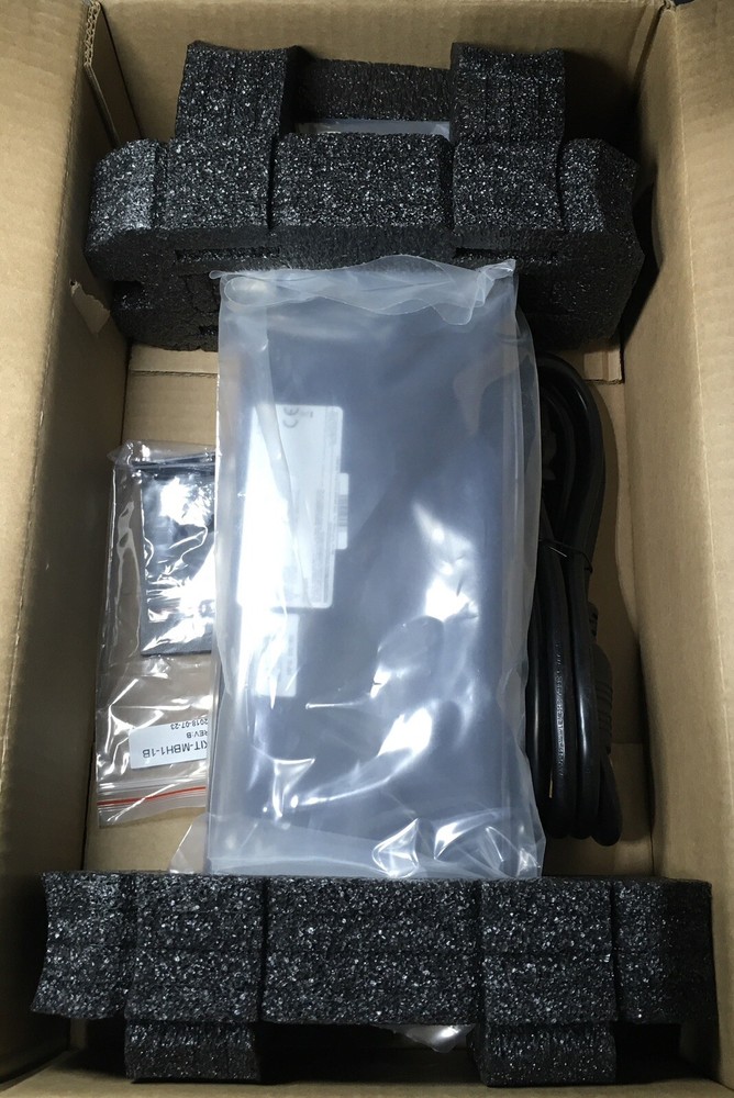 OPEN BOX - Server Technology C-12H0A111 Metered PDU