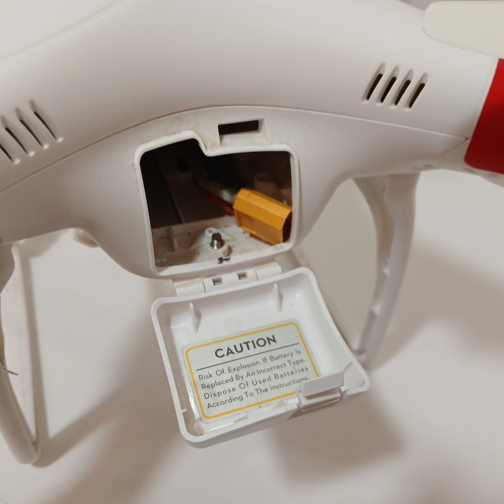 DJI Phantom 1 Drone P330D & Controller - UNTESTED PARTS AS IS