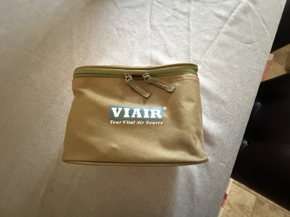 VIAIR Portable Compressor Kit 120 PSI