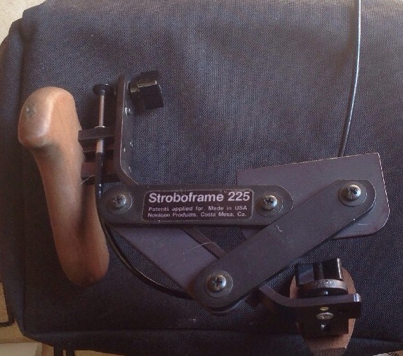 Stroboframe 225 Professional Flash Bracket w/ Diffusalite II & Pro Padded Case