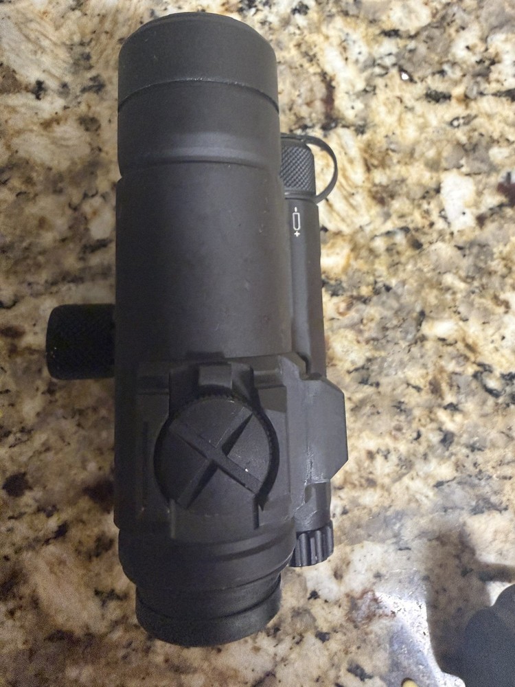 Aimpoint CompM4s Red Dot Reflex Sight - QRP2 Mount