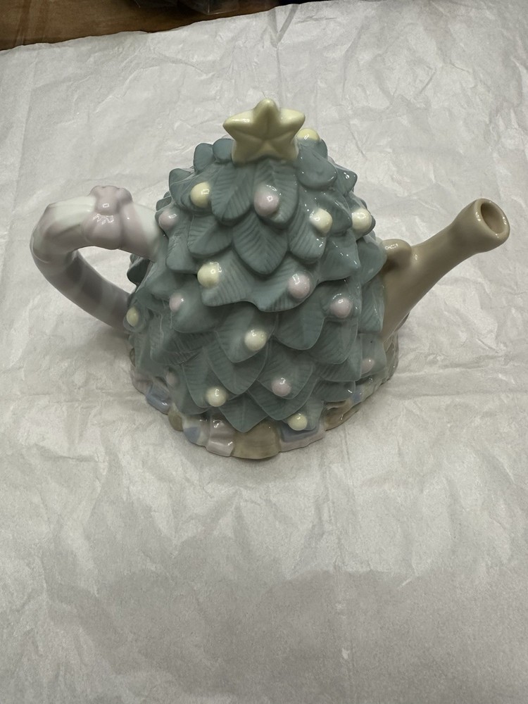 Christmas Tree Tea Pot By Lennox