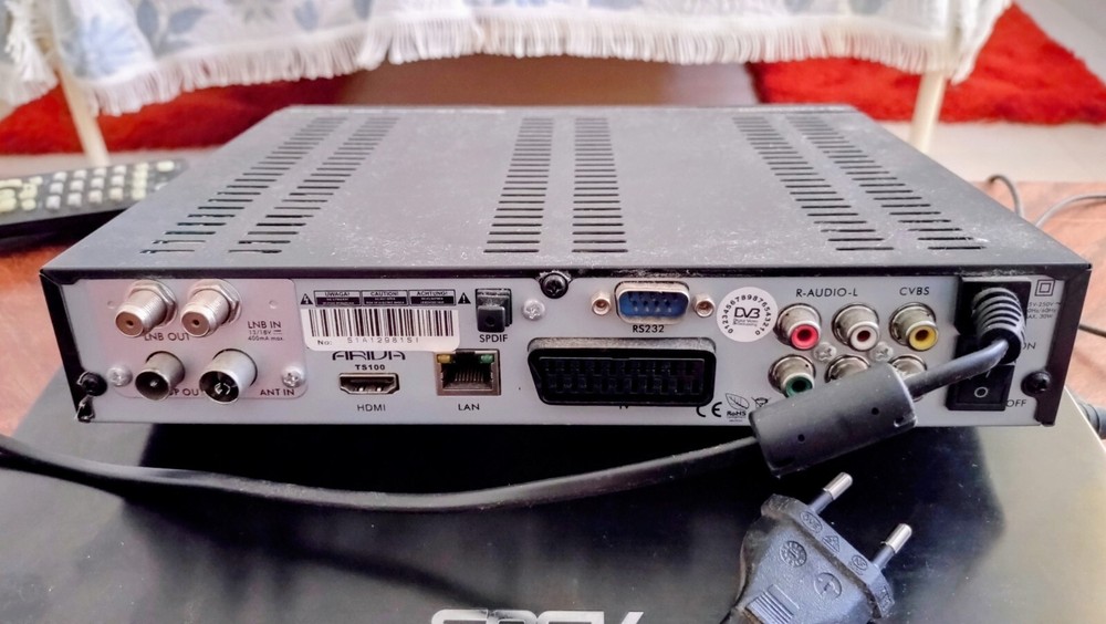 Sattelite Combo Receiver Ferguson Ariva TS100