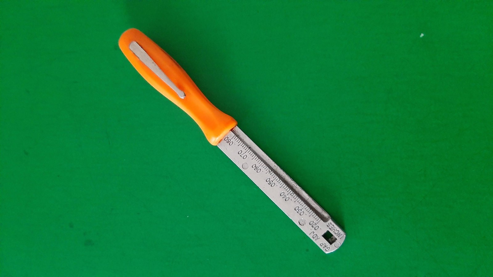 Snap-on Tools Spark Plug Gapper Gap Ramp Gauge Orange Hard Handle FBP1