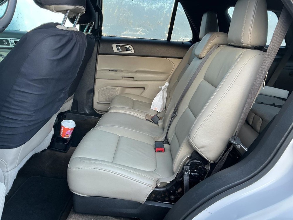 EXPLORER 2014 Glove Box 4922231