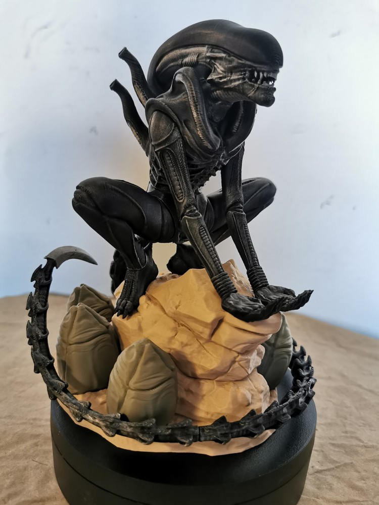 Alien 👽 Controller Holder ( 3d Printed)