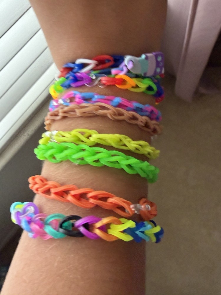 Rainbow Loom Bracelet Size S-M