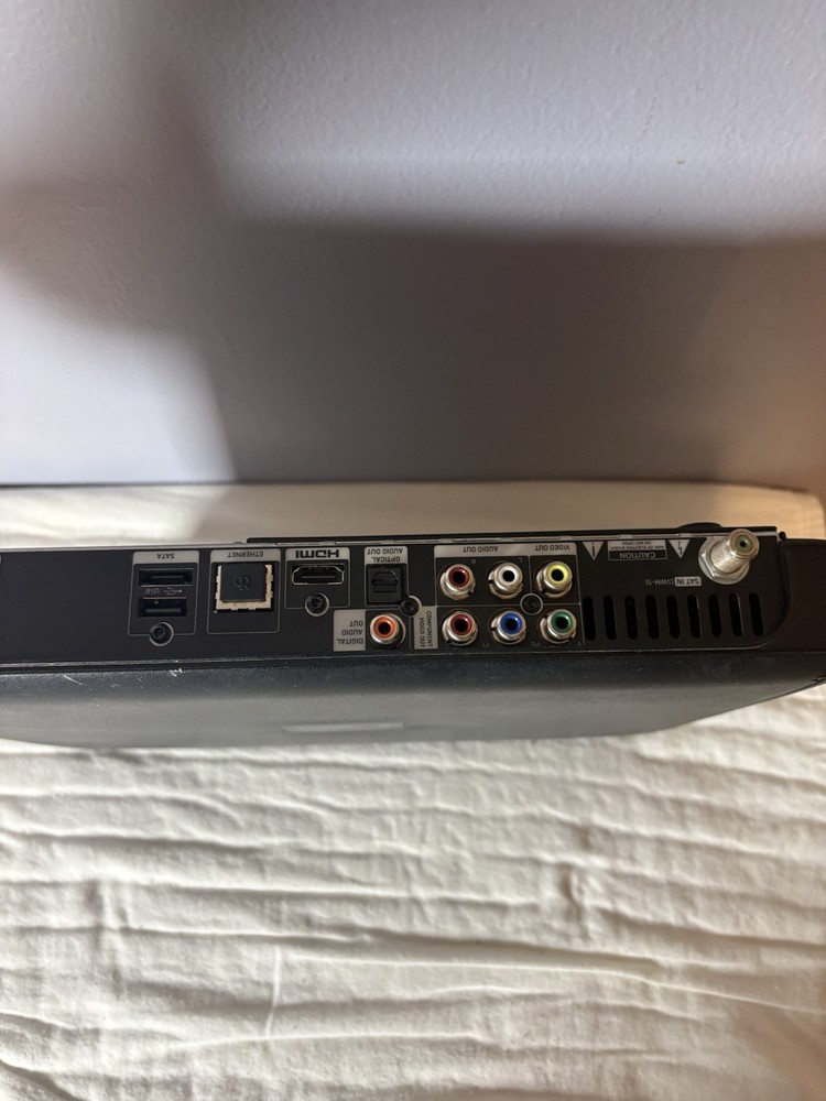 Direct TV Satellite Cable Receiver Bundle HR44-700 Tested