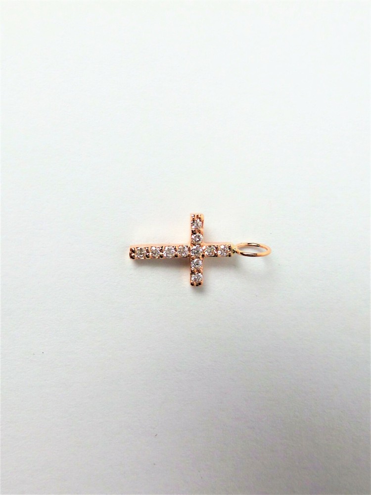 SMALL DIAMOND CROSS PENDANT