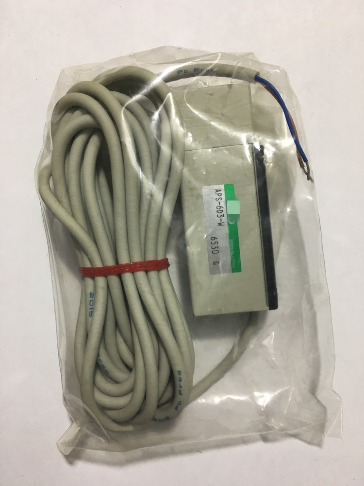 1PC New FOR pressure switch sensor APS-6D3-W