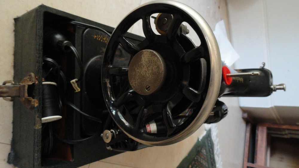 Singer Portable Electric Sewing Machine