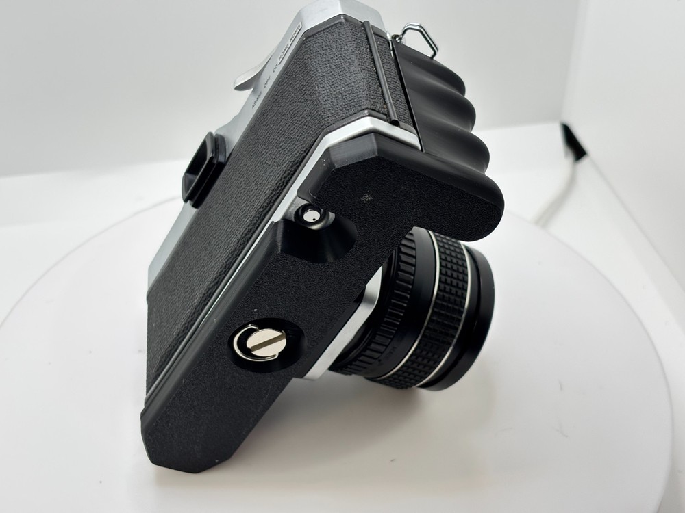 Compact Handgrip Profile Ergonomic Camera Grip Compatible K1000/Spotmatics