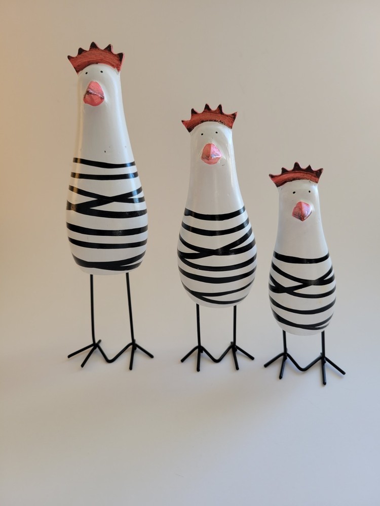 Set Of 3 Funky Chicken Figures