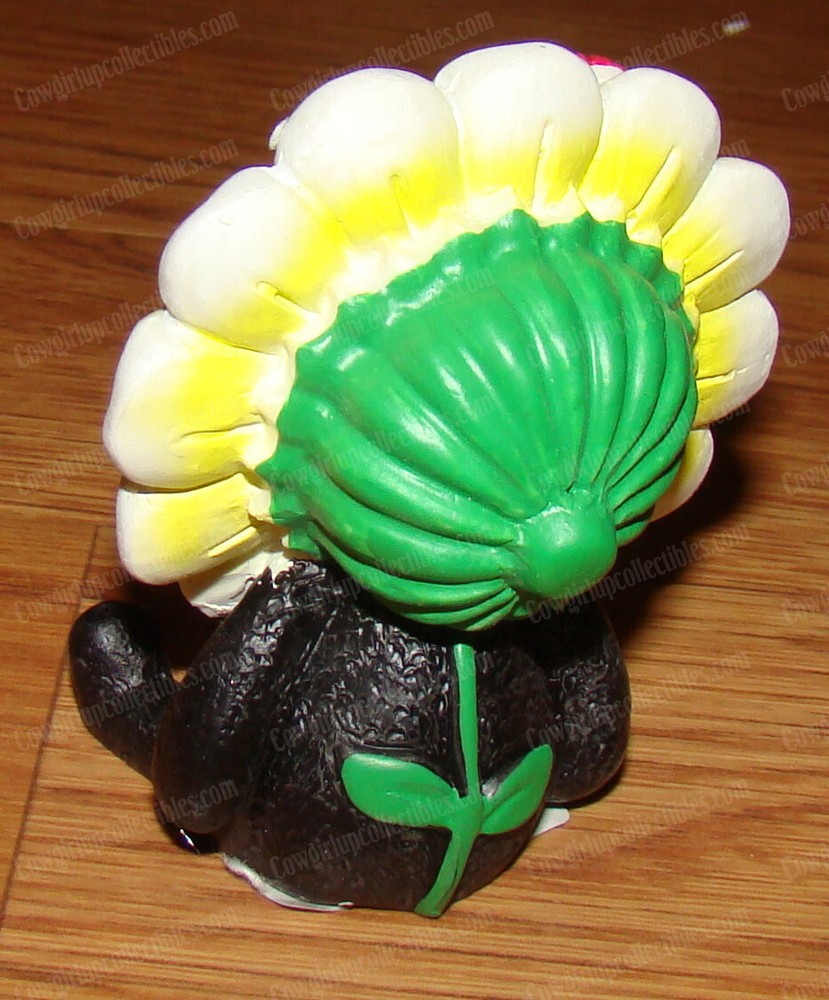 Furrybones Daisy with Ladybug (Summit Collection, Y9130) Skeleton
