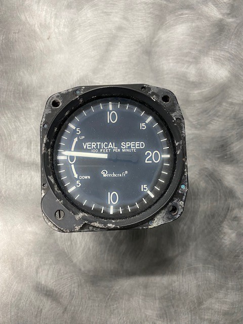 United Instruments 7000 Vertical Speed Indicator