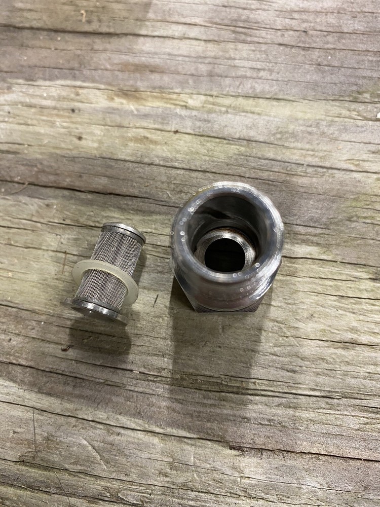 Spraying Systems 9717-100 Fluid Cap
