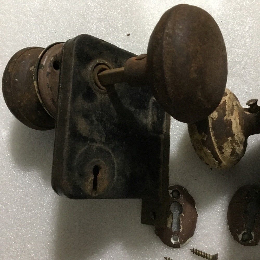 Antique Mortise Door Knobs With Key