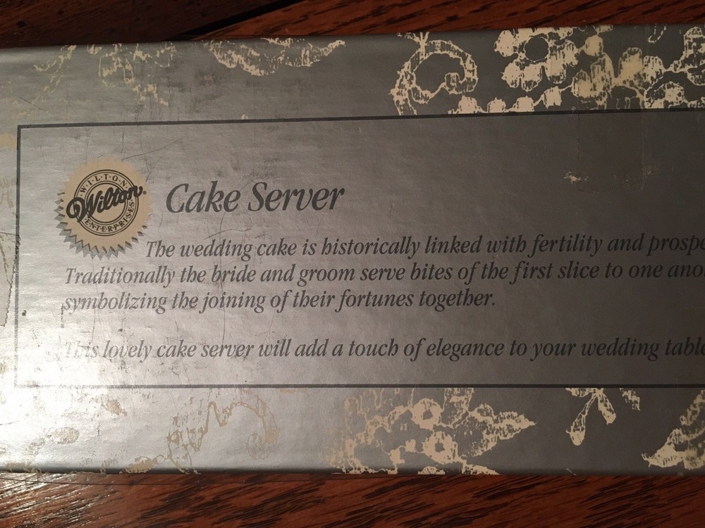 Wedding Cake Server by Wilton * Gorgeous*