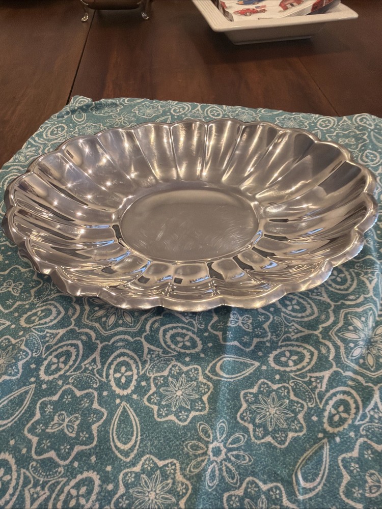 Reed & Barton Silverplate Scalloped