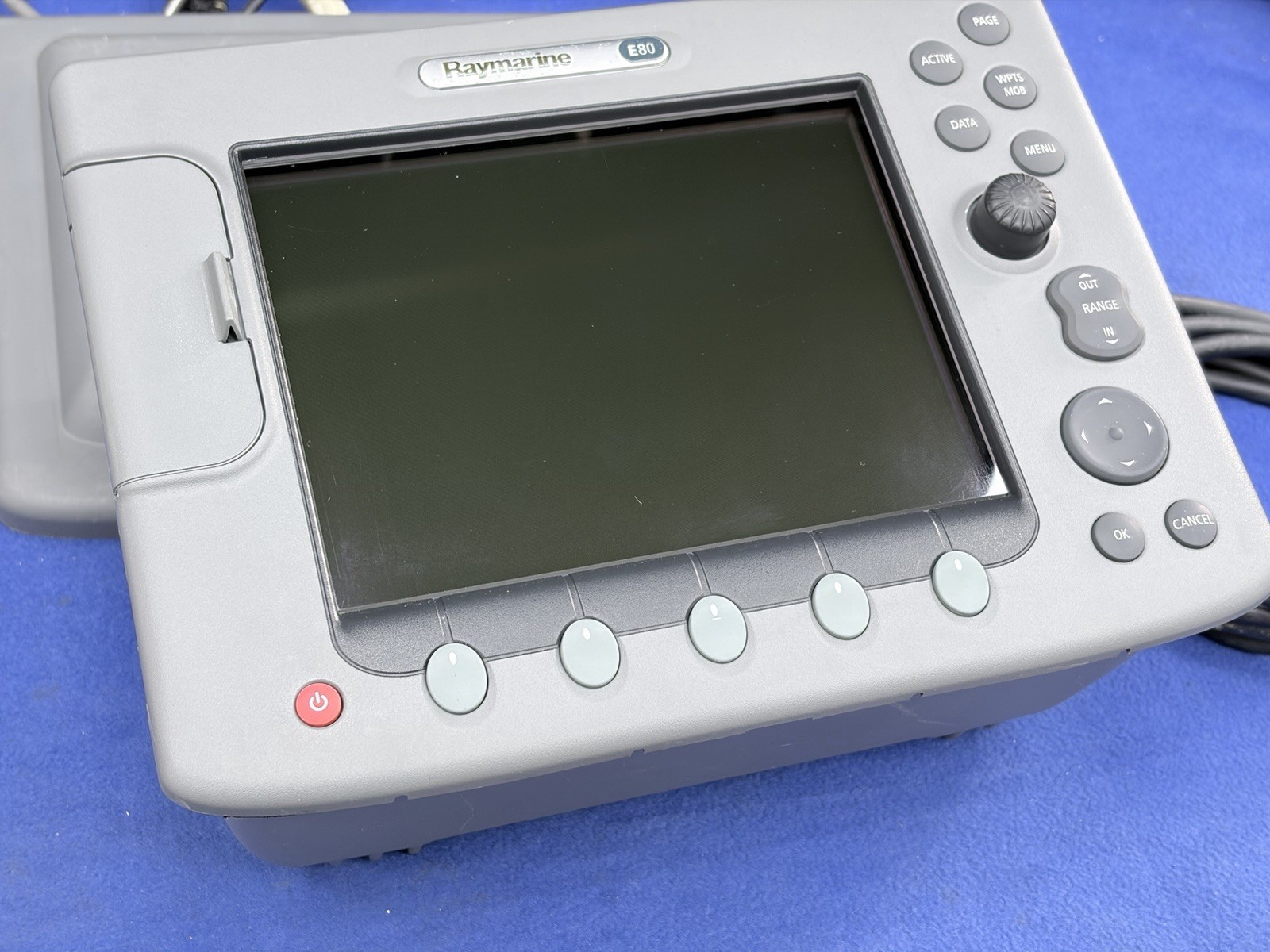 Raymarine E80 Classic GPS Chartplotter Multifunction Display W/ Cover; Tested