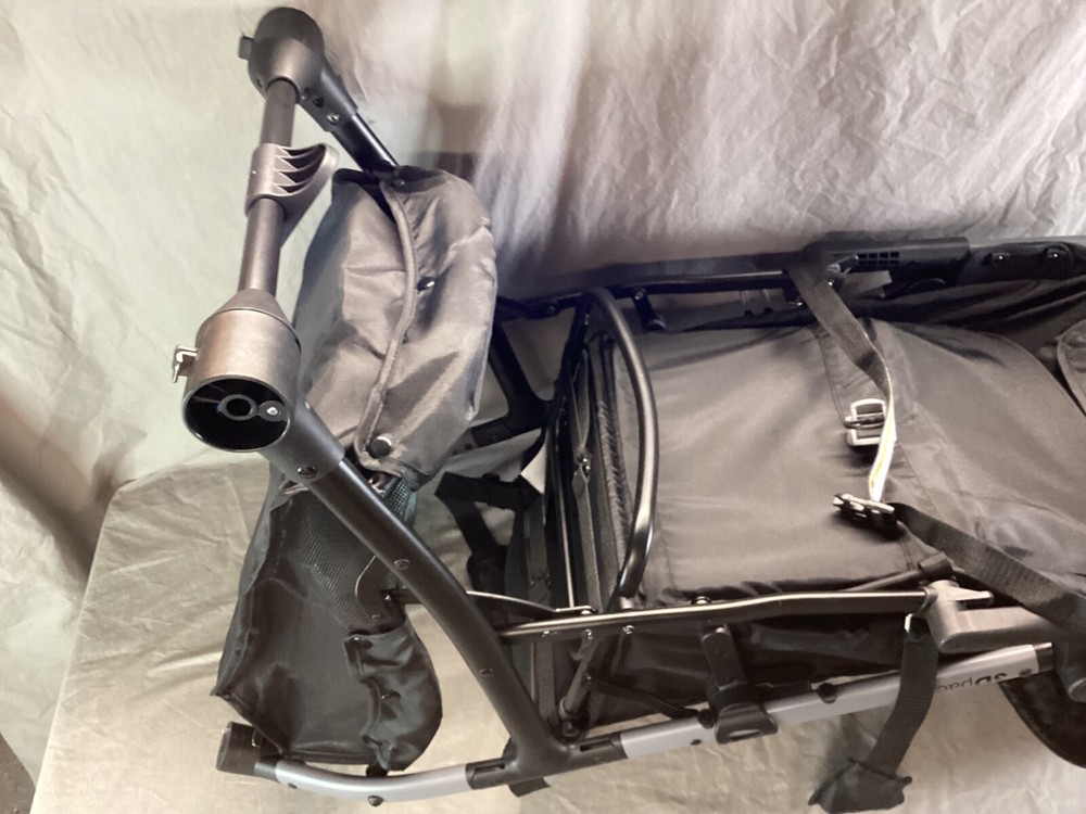 Summer 3Dpac CS Compact Fold Stroller Black - Missing Cup Holder