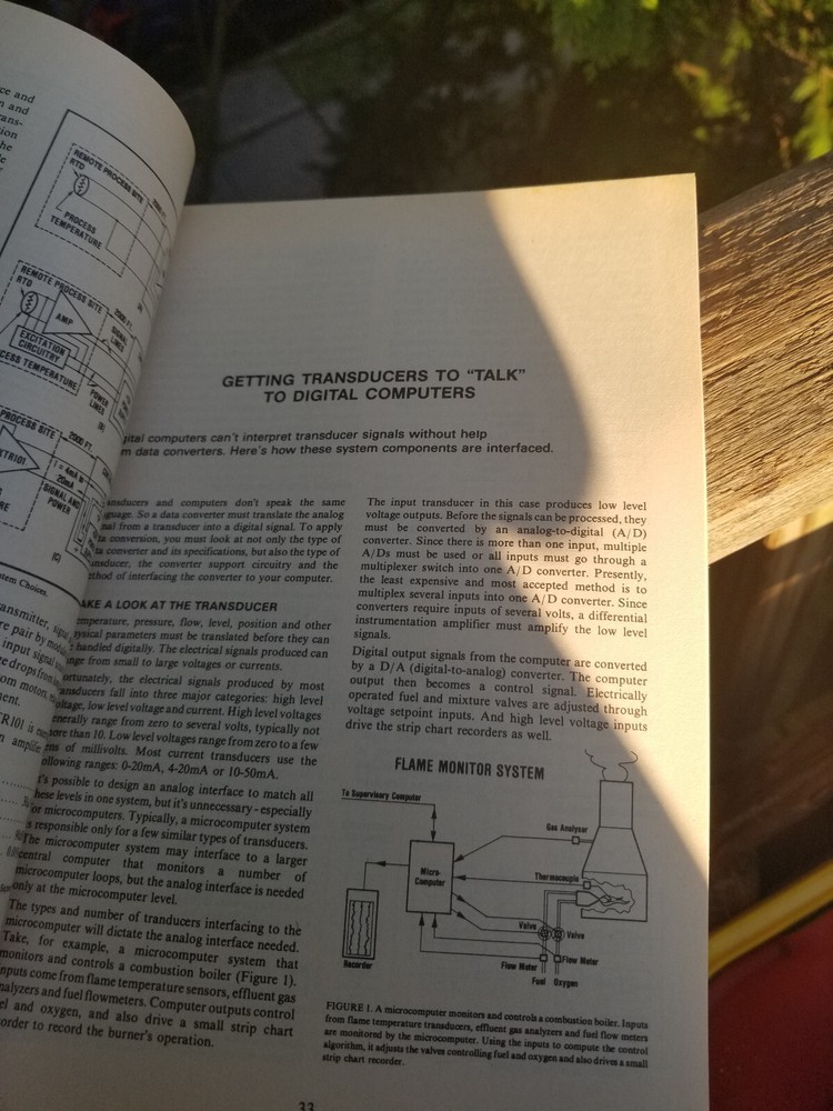2 VINTAGE ELECTRONICS BOOKS DATA BURR BROWN INTEGRATED CIRCUITS LINEAR IC 1987