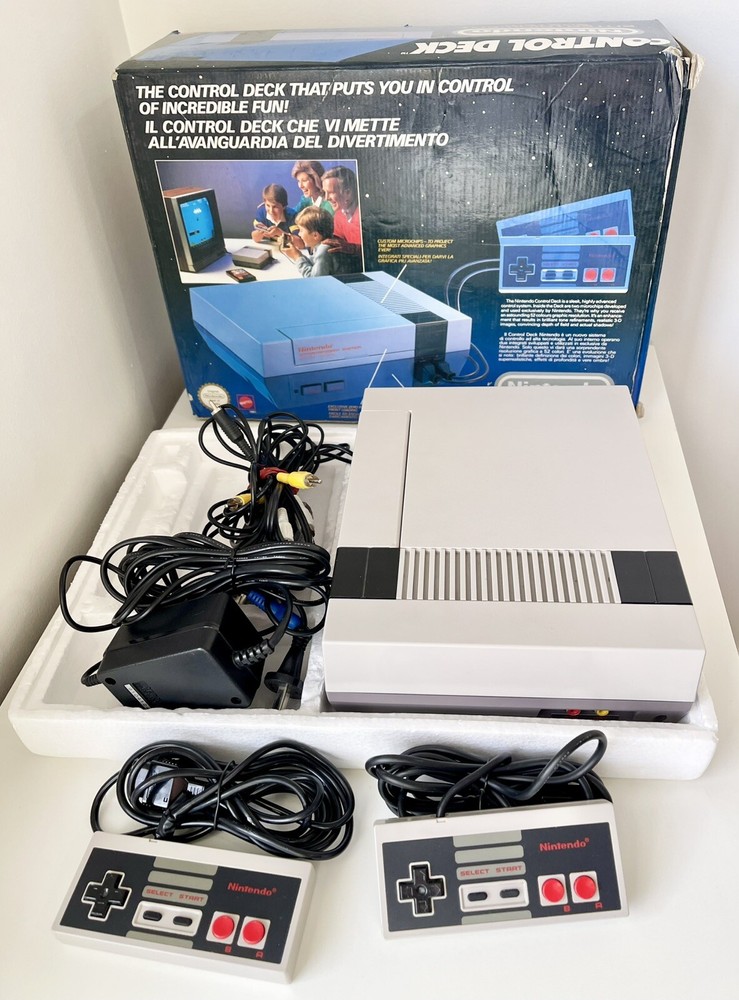 BOXED 🔥 Nintendo Entertainment System NES Control Deck Console + 2 Controllers
