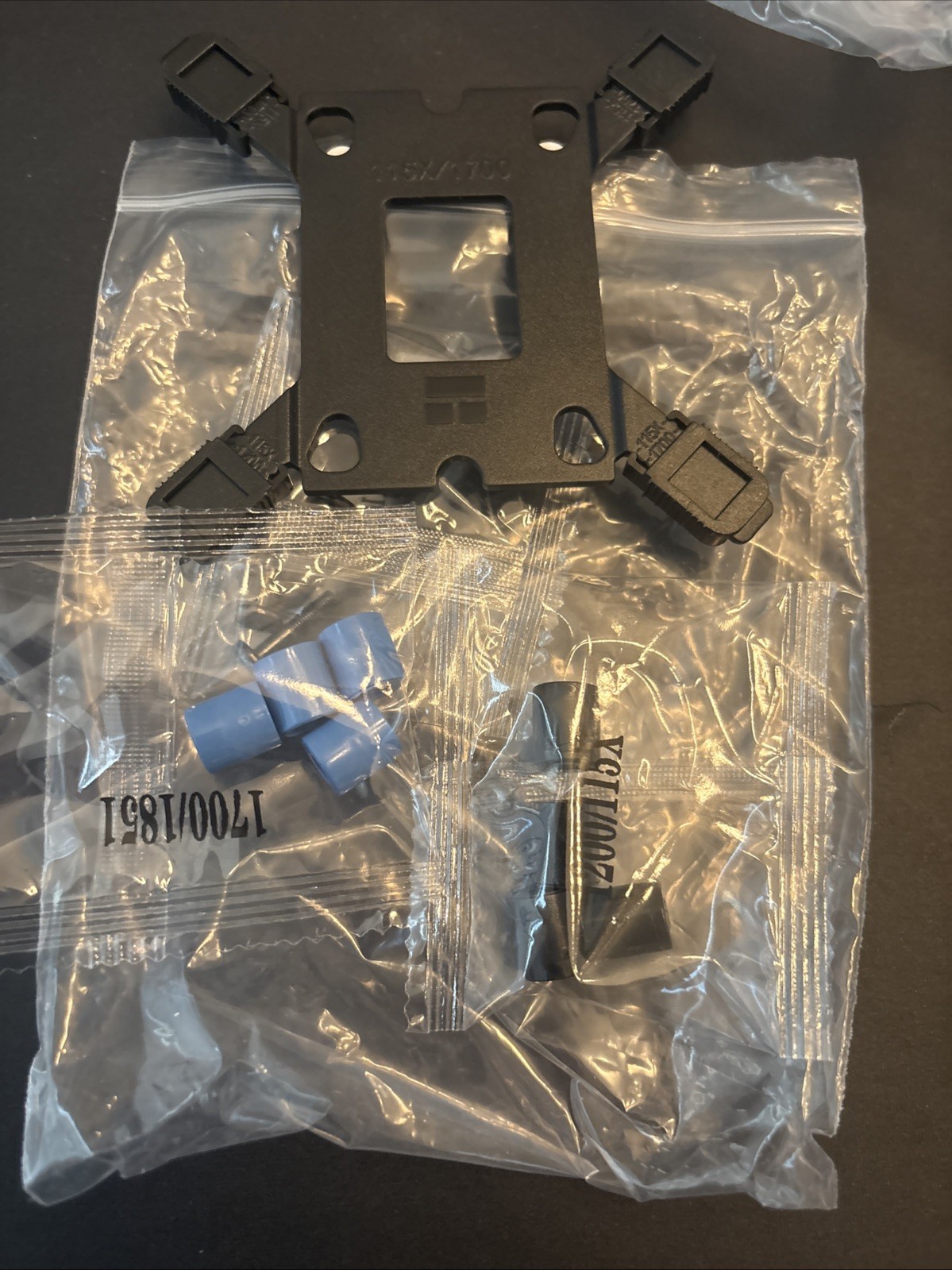 Thermalright Frozen Warframe 240 SE ARGB Black All-In-One - Do Not Know If Works