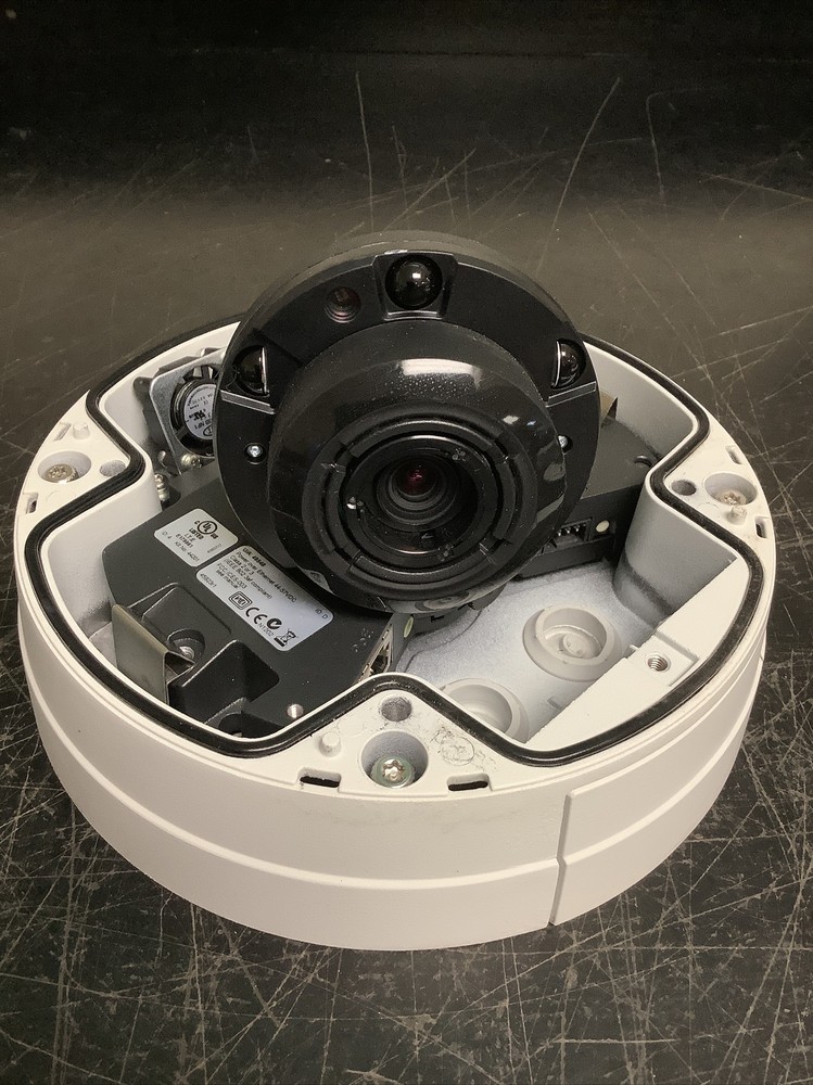 Axis Communications P3364-LVE 12mm Network Camera