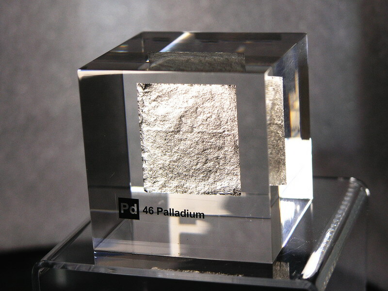 Acrylic Element cube - Palladium Pd - 50mm