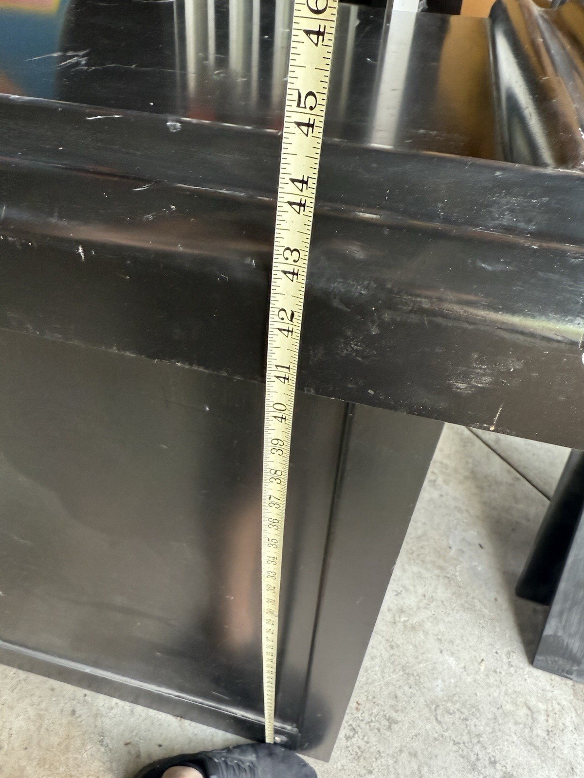 Premium Solid Wood Home Dry Bar with Ample Storage - Black Used 60"