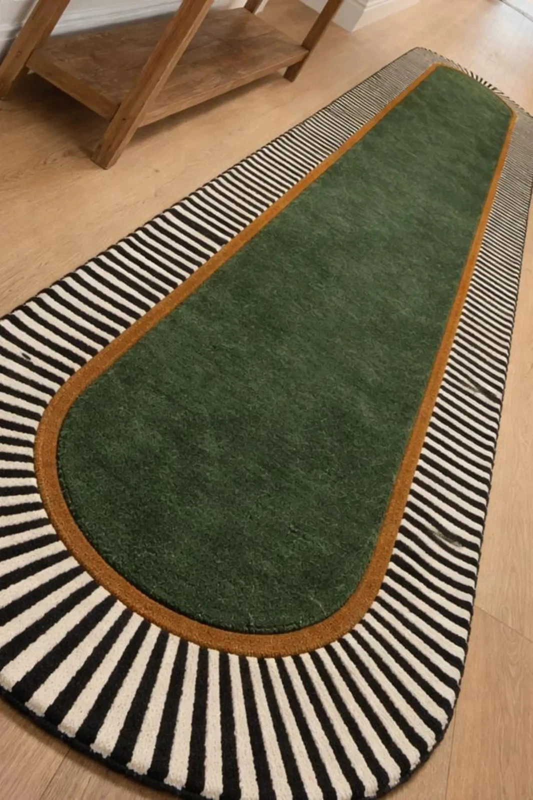 Hand-Tufted Modern Runner Carpet with Green Center & Striped Border |8x10|8x12|