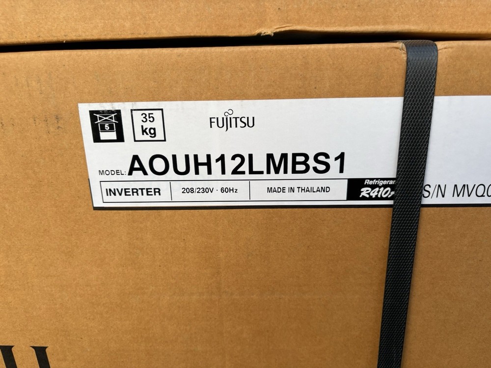 Fujitsu Mini Split 12000 BTU Heat Pump Unit