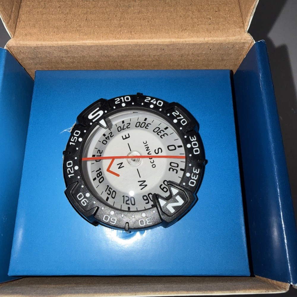 Oceanic - Maxview Wrist Mount Compass - 04.1984 - Scuba Diving Compass