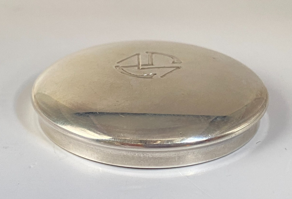 Antique c1910 Austrian Heavy Solid Silver Pill Trinket Box Gilt Interior