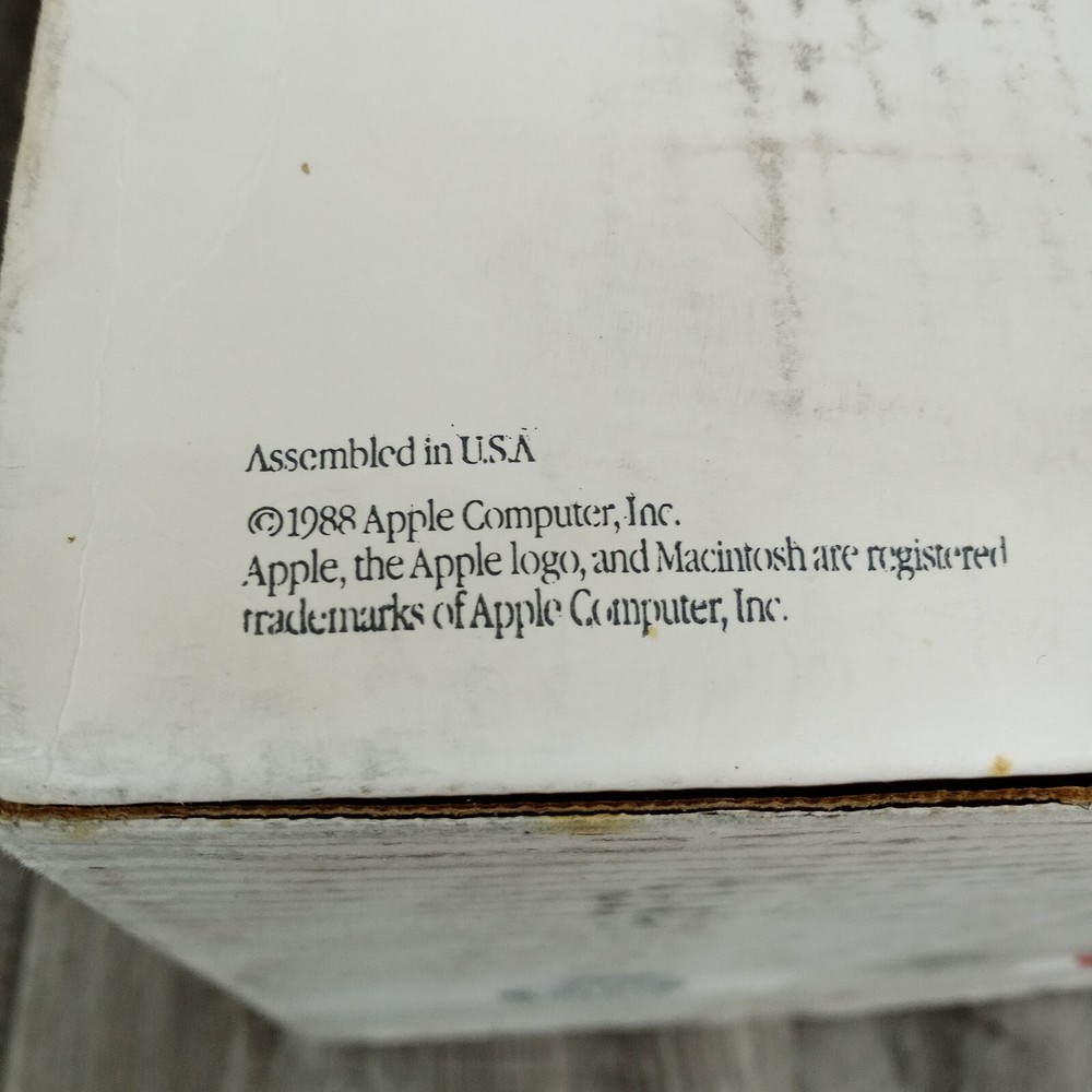 Apple Macintosh SE EMPTY BOX ONLY 1988 ~ READ DESCRIPTION