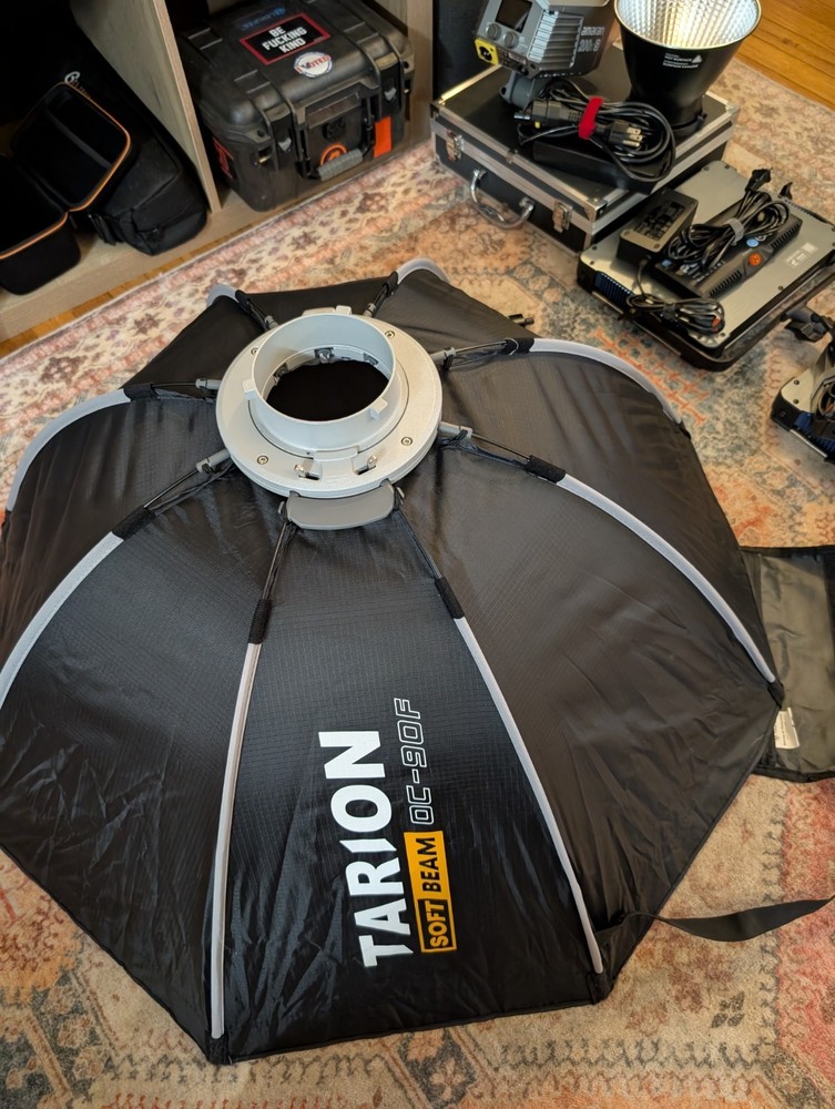 TARION SOFTBEAM OC-90F Foldable Octagonal Softbox 35.4in Quick 1-Step Setup Used