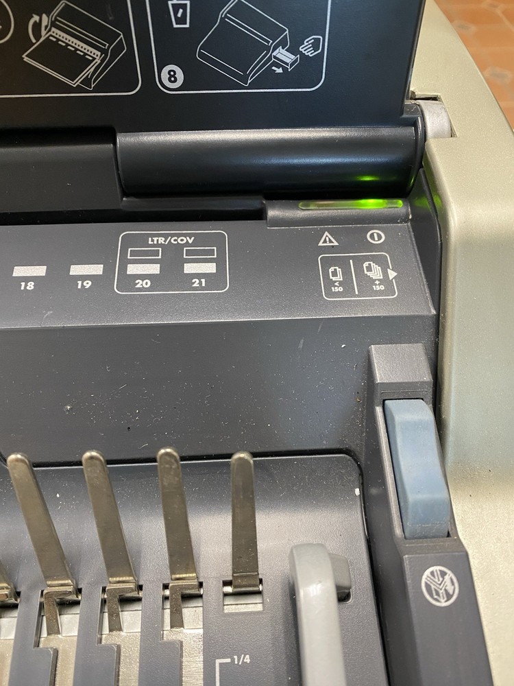 Fellowes Galaxy E-Wire E500 Professional Electric Comb Binding Machine CRC52183