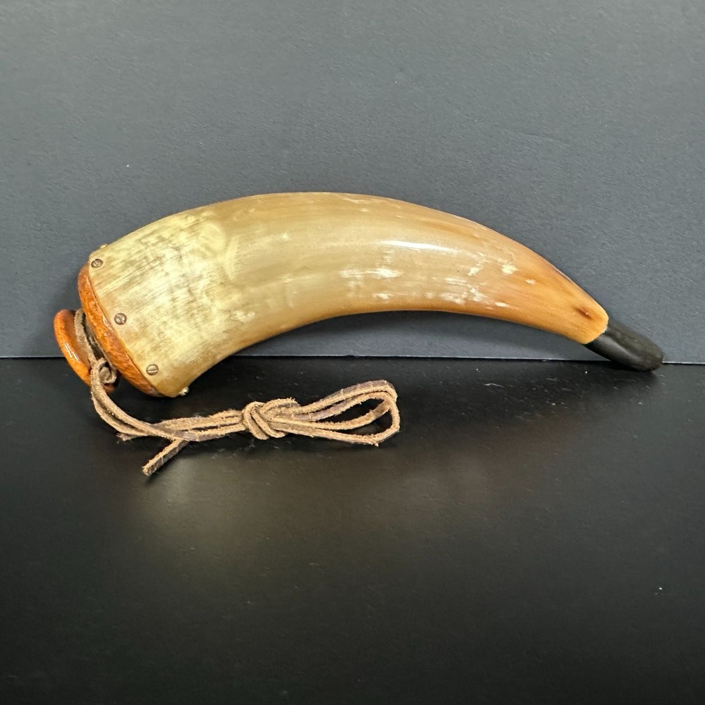 Vintage Mountain Man Capped POWDER HORN Primitive Frontier-Style Muzzleloader