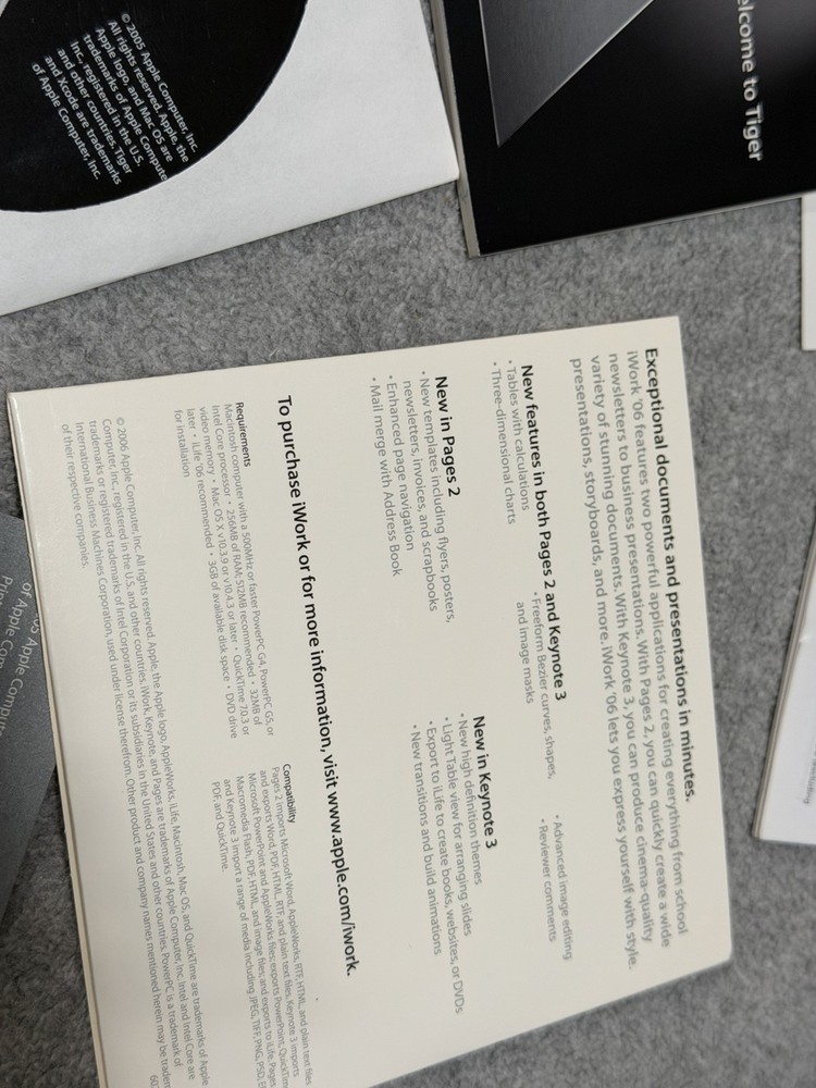 Apple Mac OS X Tiger MA453Z-A V10.4 Operating System Computer Software