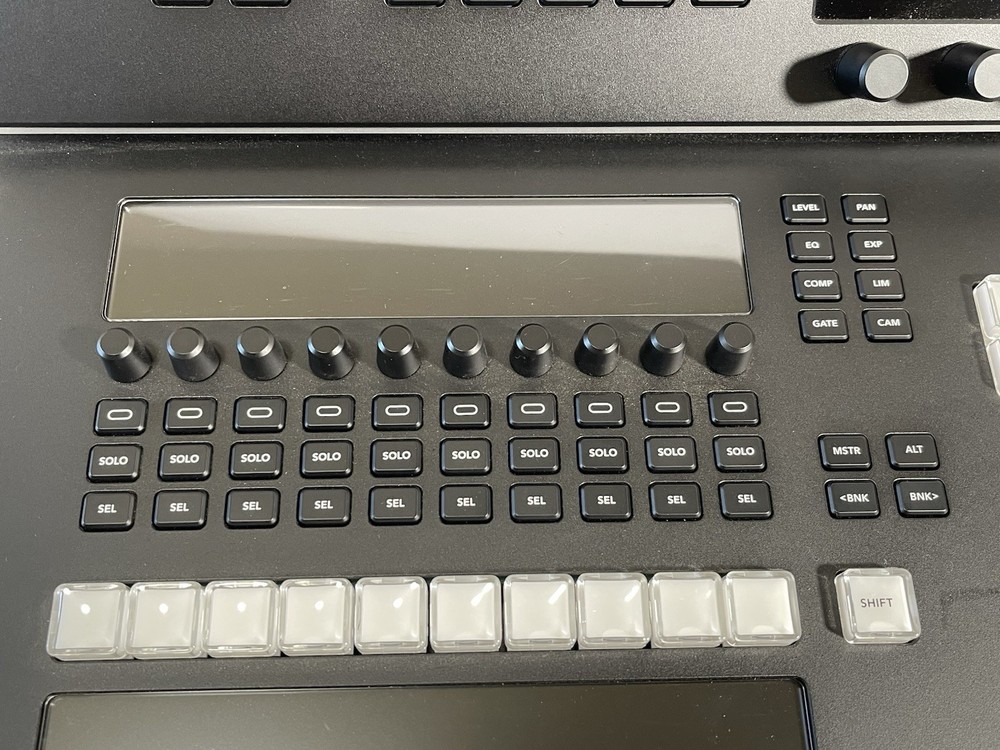 Blackmagic Design ATEM Television Studio HD8