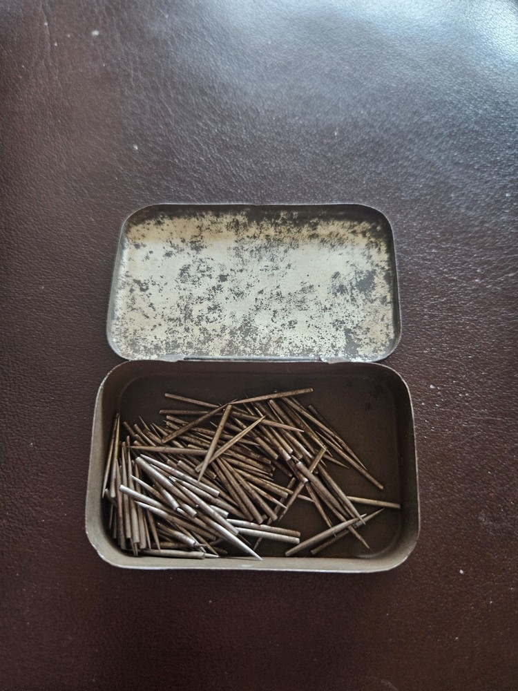 Victor Phonograph Needles