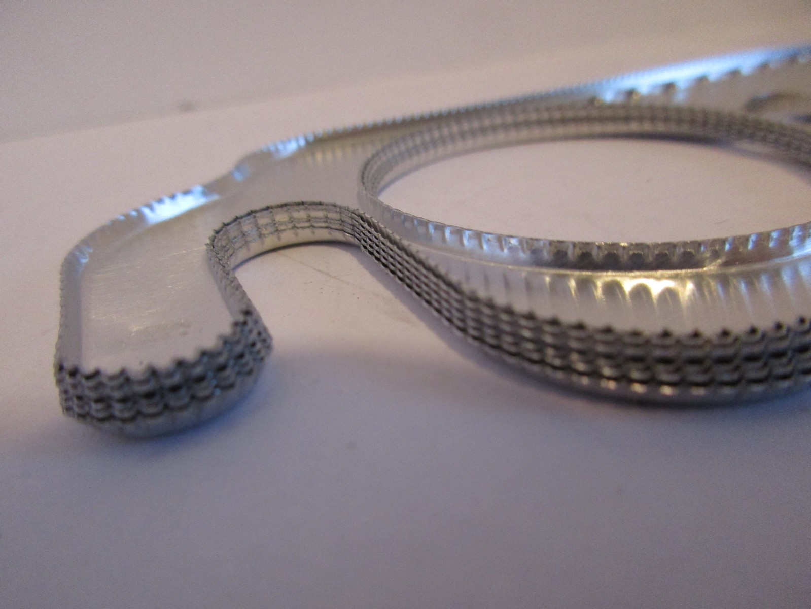 SMALL BLOCK CHEVY ALUMINUM ROUND PORT HEADER EXHAUST GASKETS REUSABLE sbc #4142