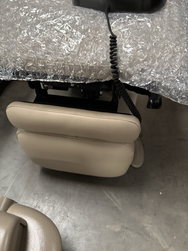 Ritter 230 Procedure Table with a new top
