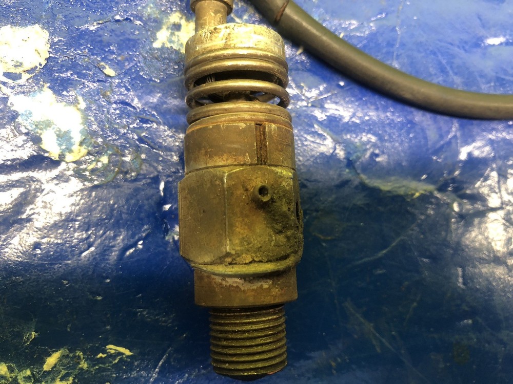 Vintage Decompression Release With Cable And Lever
