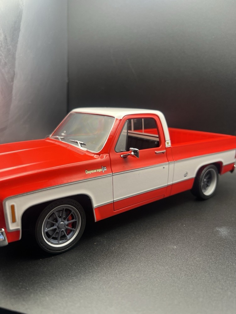 1:18 Scale Custom Deep Dish Performance Wheels W/ Brake Kit