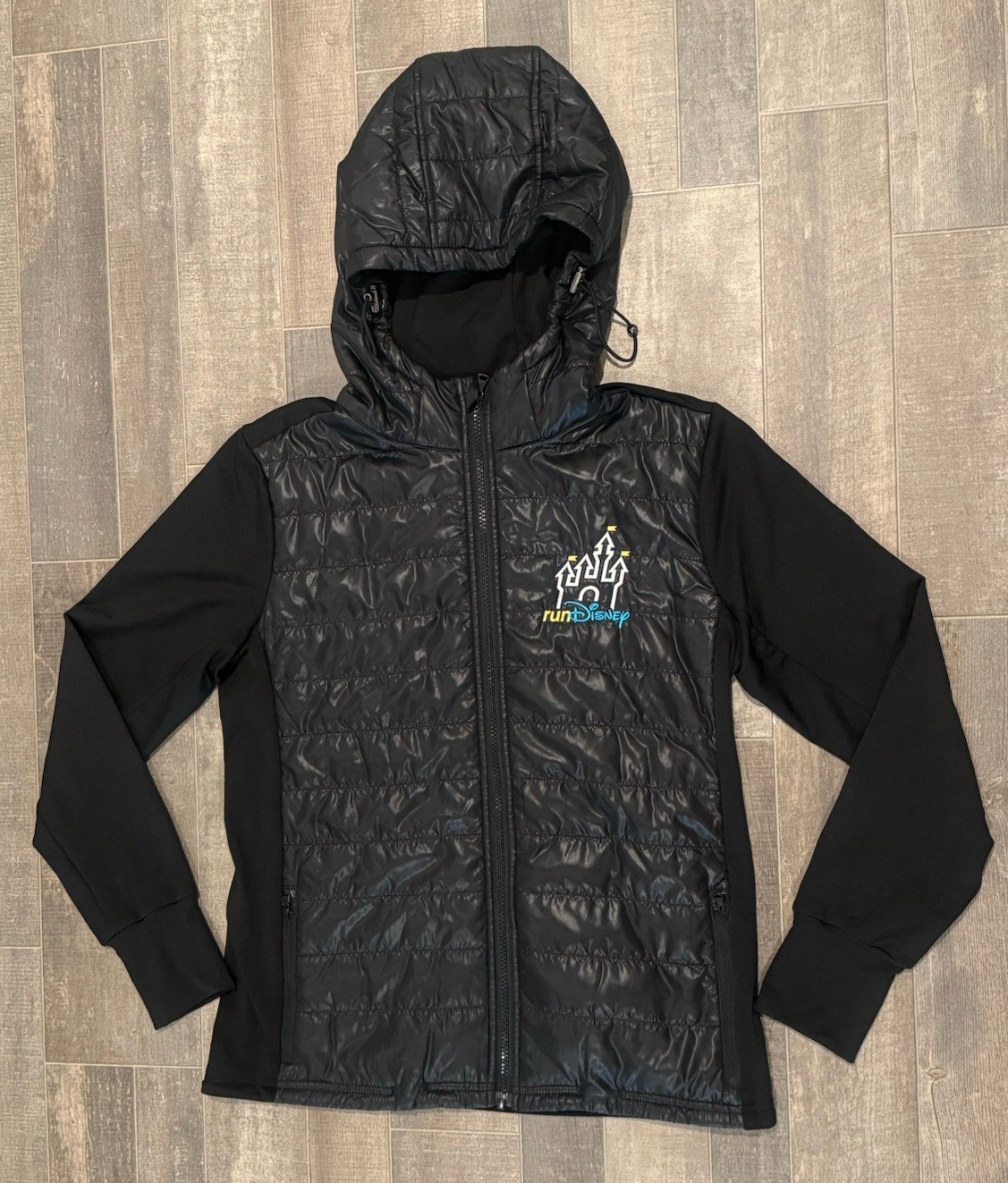 Run Disney Every Mile Is Magic Mickey & Friends Puffy Jacket Black Womens Medium